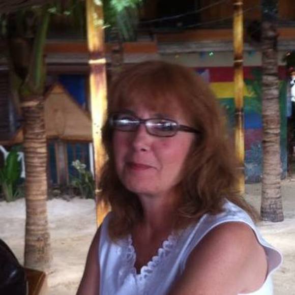 Meet your Posher, Cindy - Picture 1 of 1